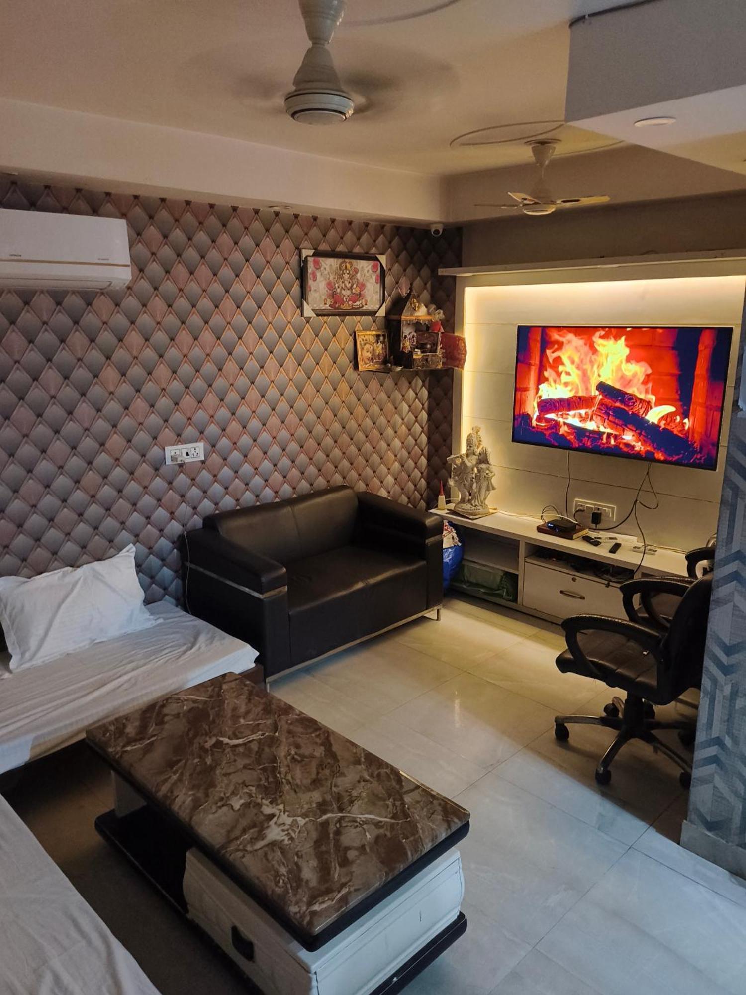New Frezon Hostel New Delhi