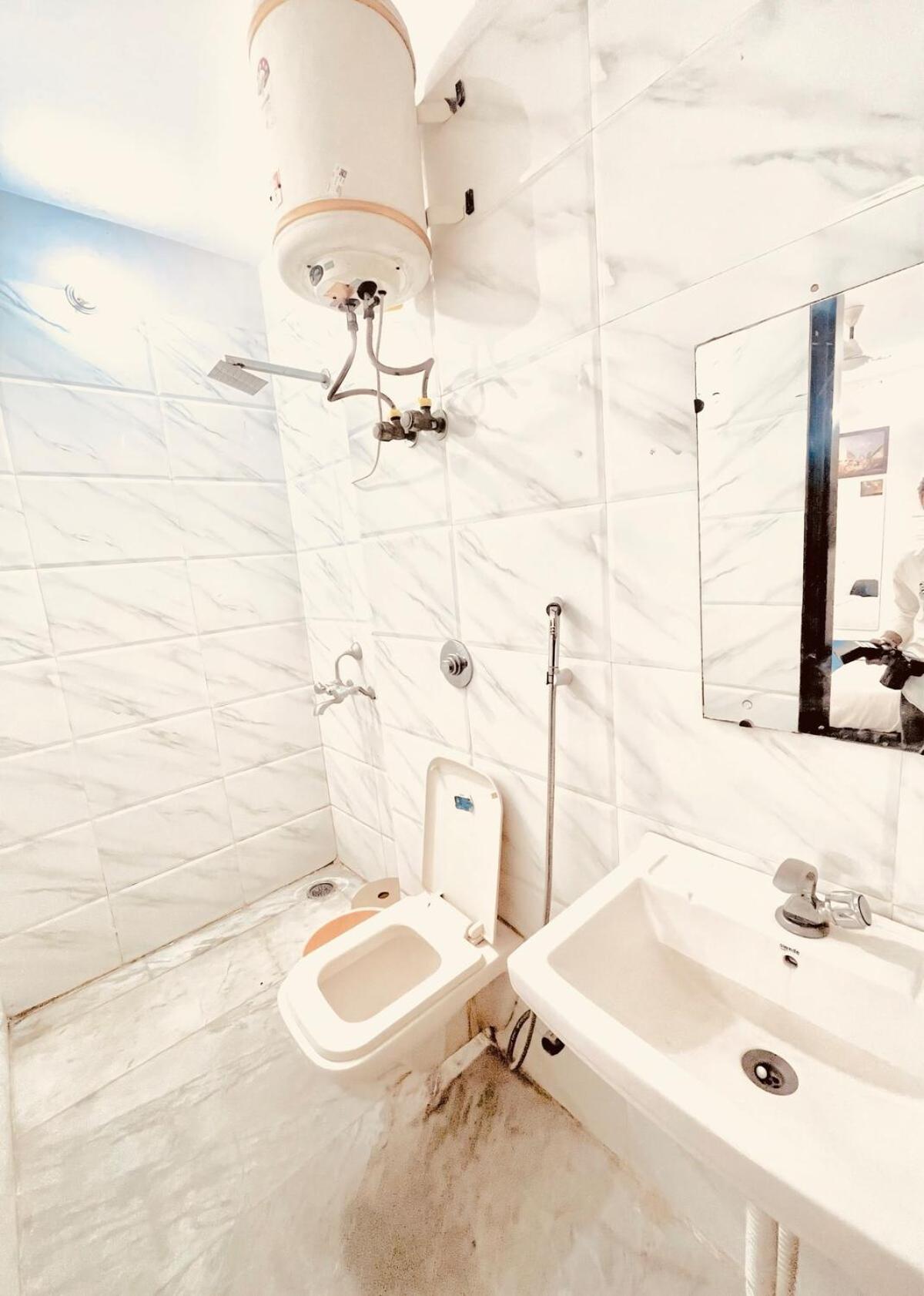 Midtown Homes Apartment New Delhi