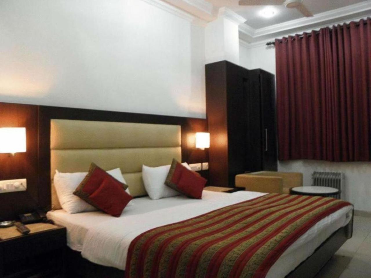 Hotel Family Spot New Delhi