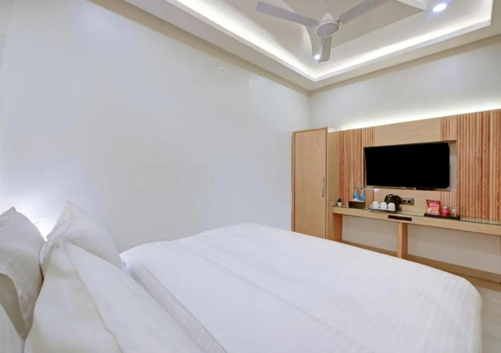 Royal Tela Plaza Near Igi Airport Delhi 4* Nova Deli