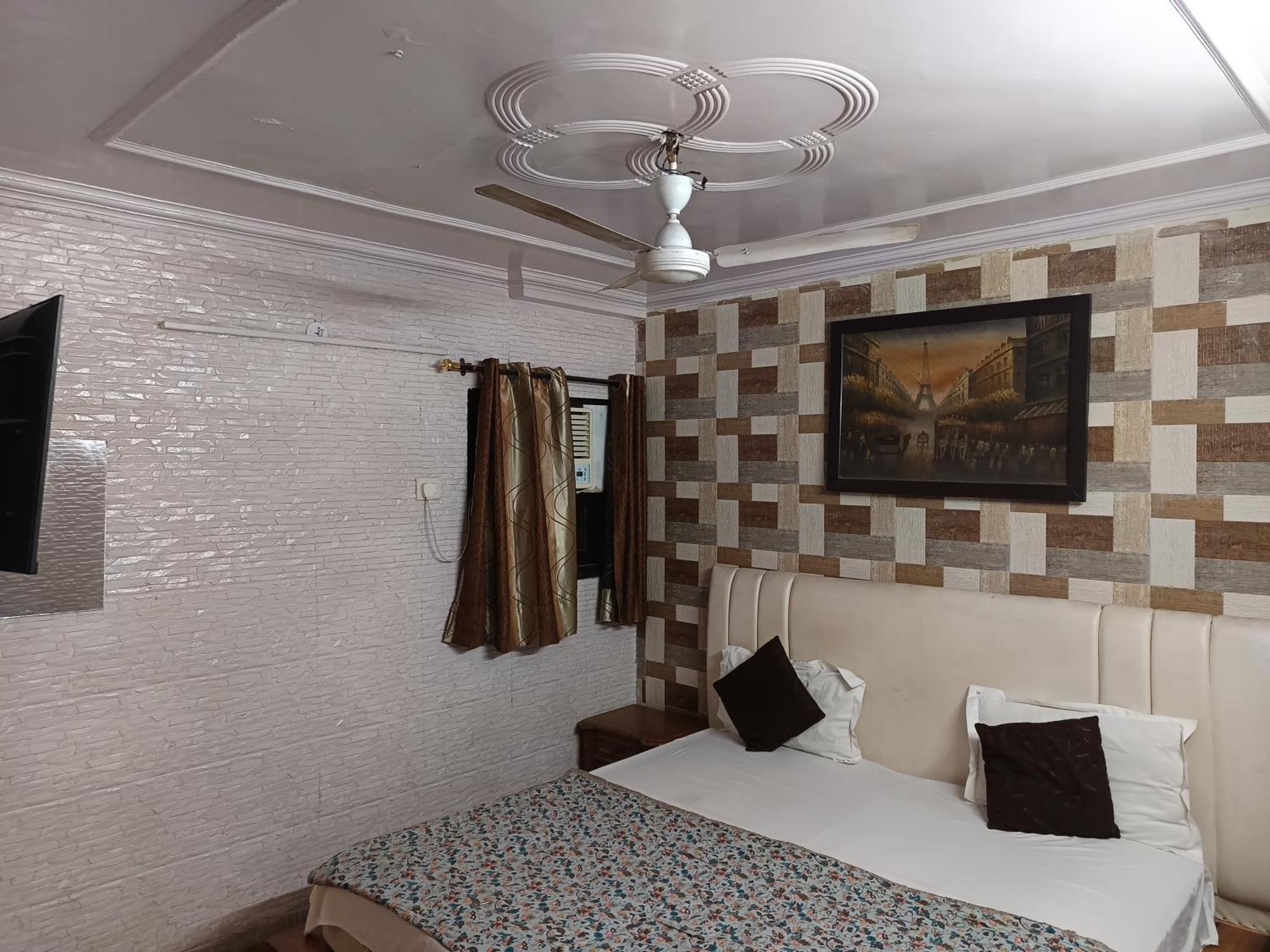 Casa de hóspedes White Palace,nizamuddin Railway Station *