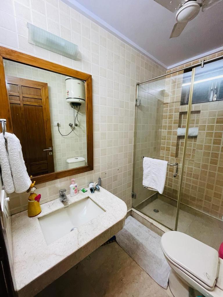 Fortune Service 4bhk,d-36, Saket