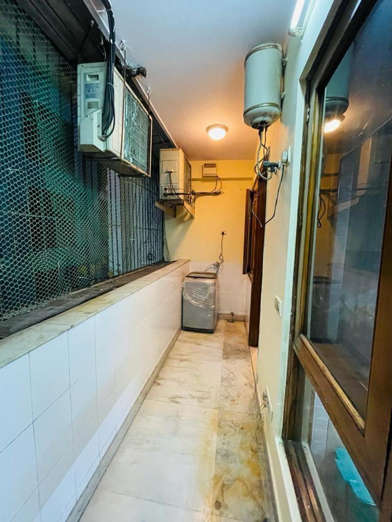 Fortune Service 4bhk,d-36, Saket New Delhi