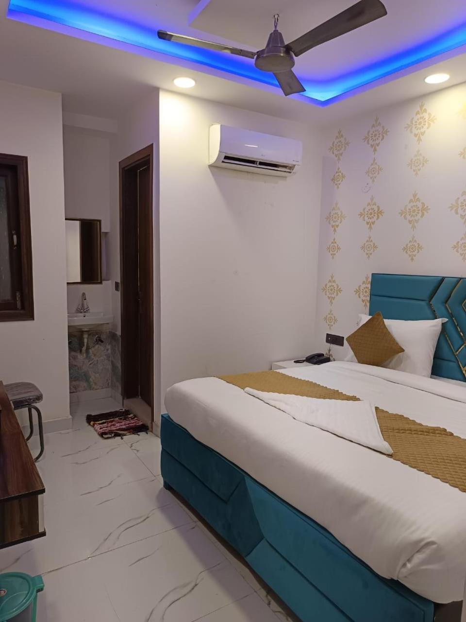 Np International - Near Govindpuri Metro New Delhi