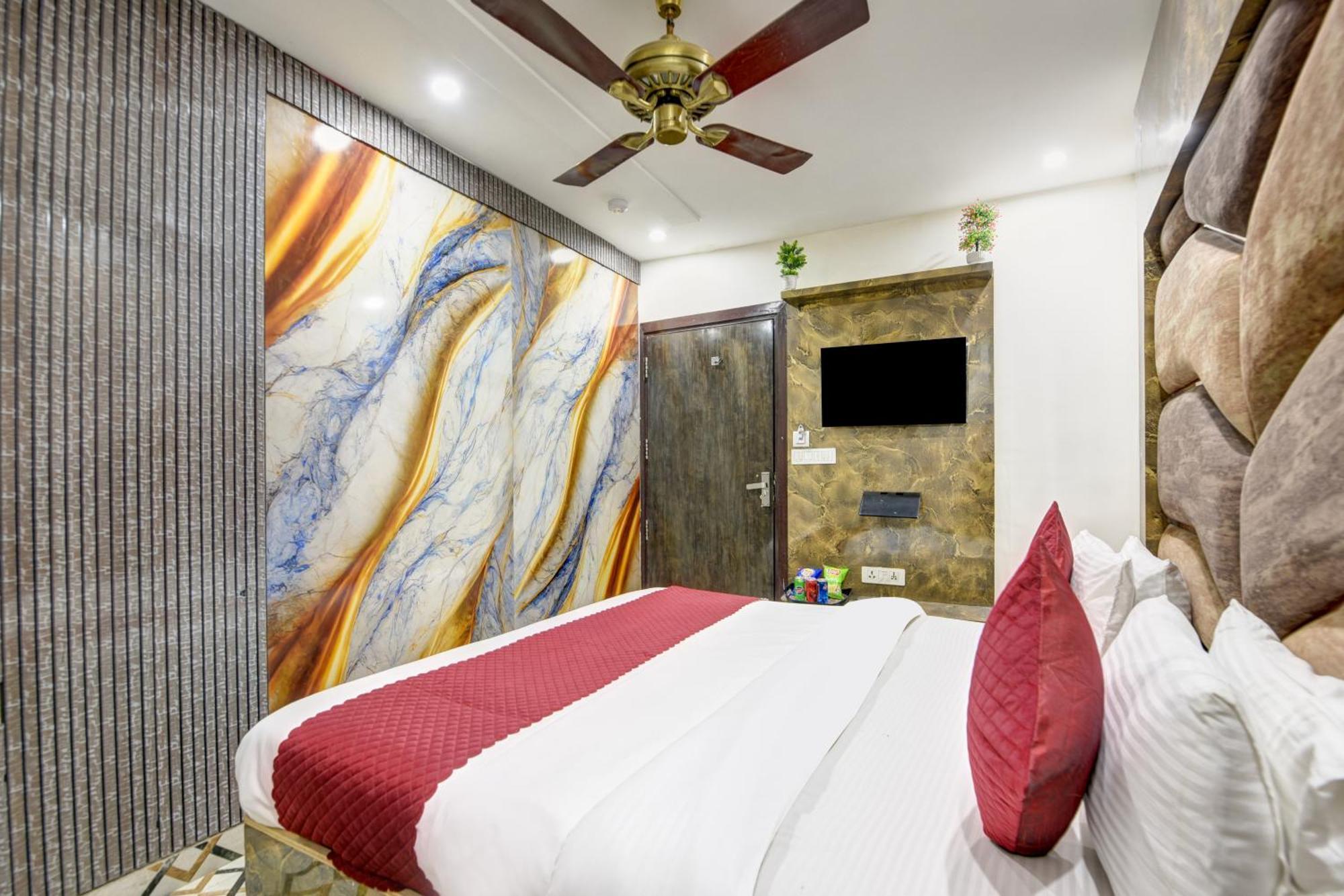Hotel Prime And Family Double Rr - Main Bazar 3*