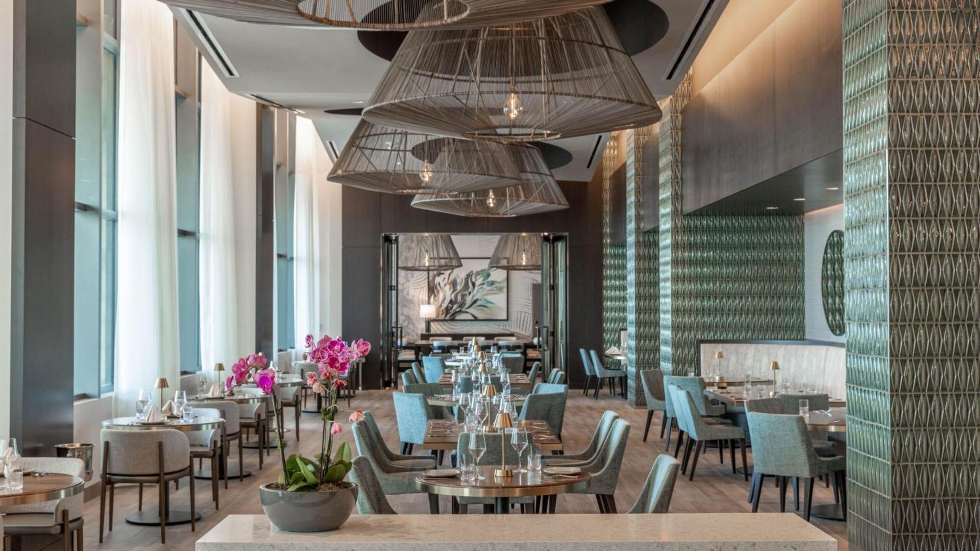 Hotel Majestic Luxury Airport