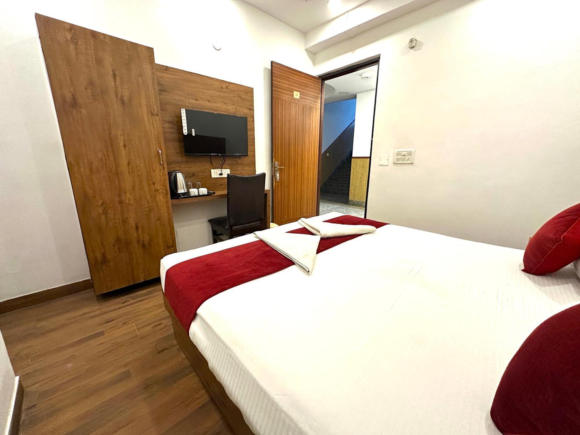 La Vista Karol Bagh Delhi Hotel New Delhi