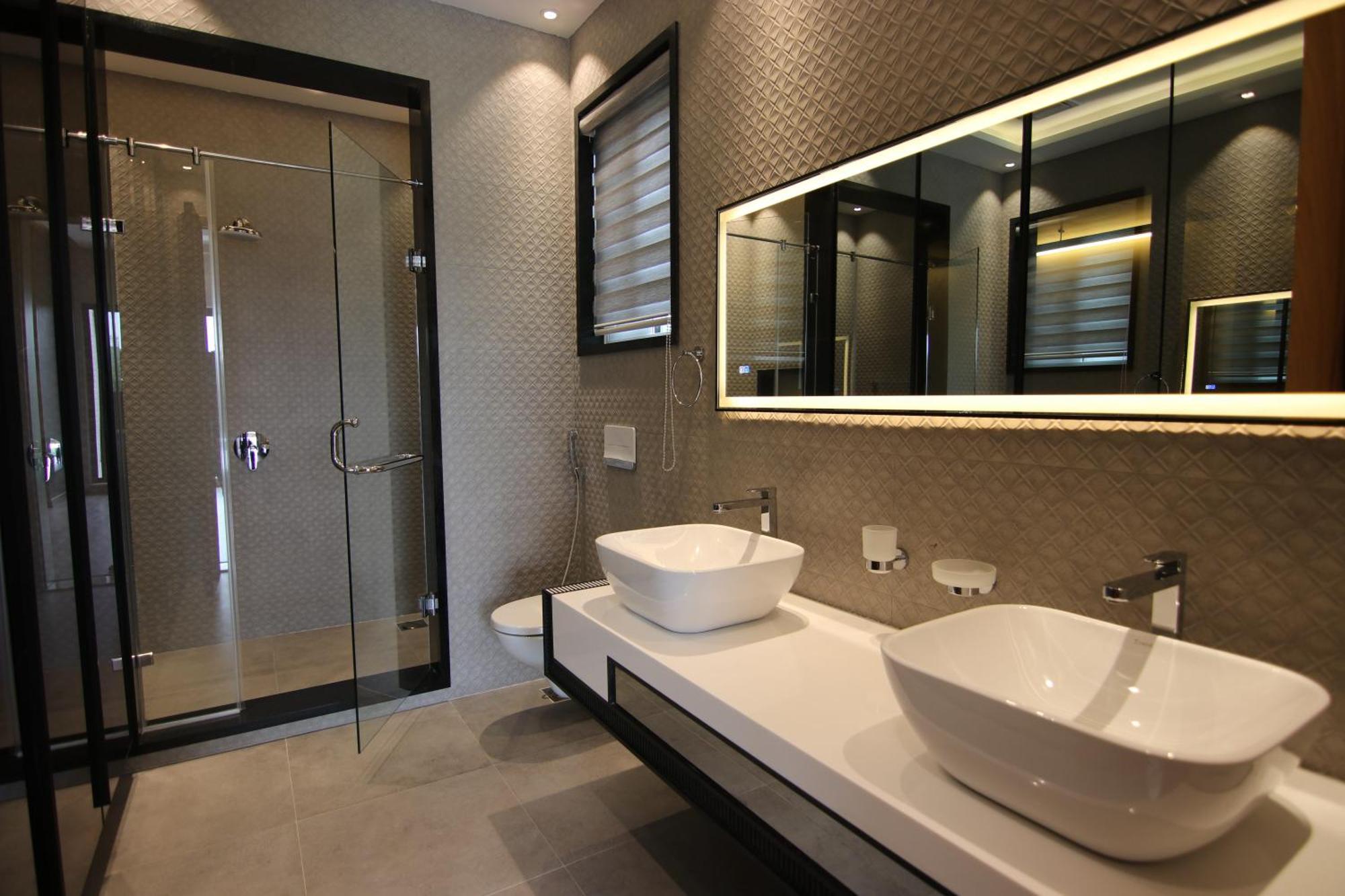 Grand Olive Aero Near Delhi Airport Hotel