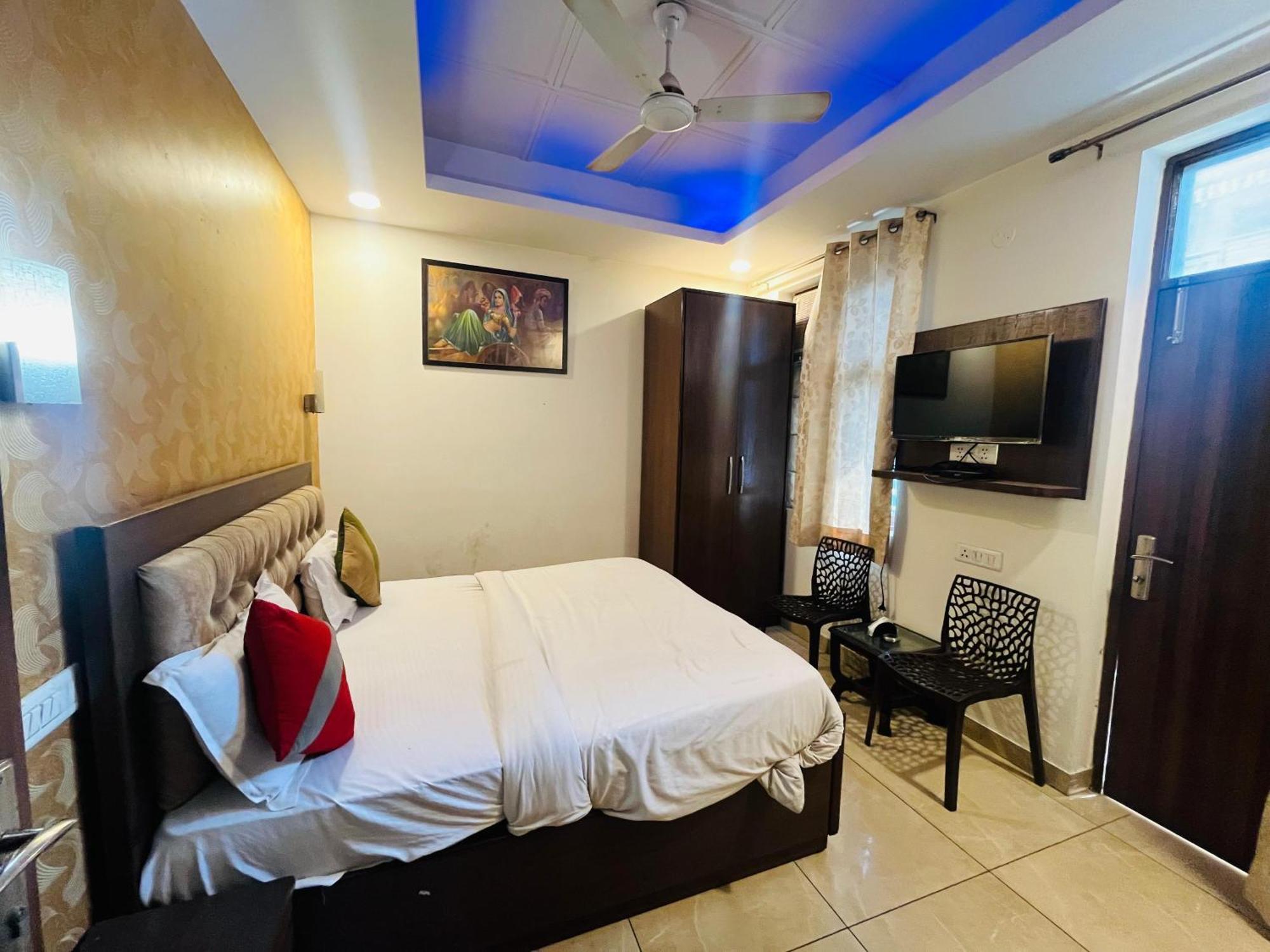 Redstone - Near Igi Airport Hotel New Delhi