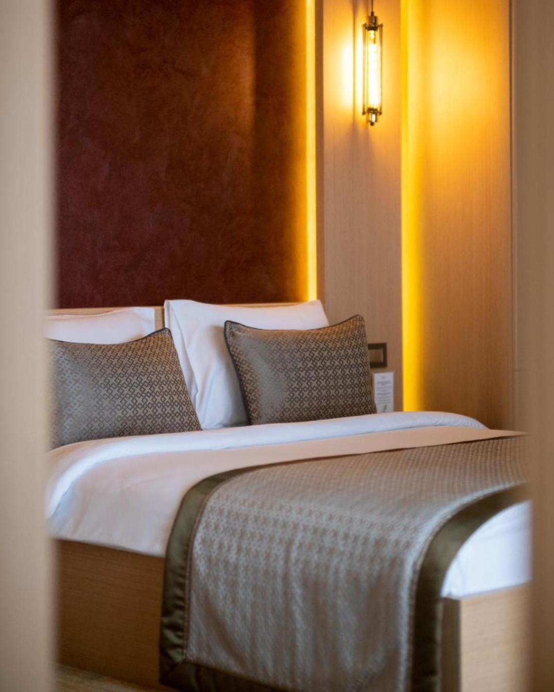 Grand Atlantis Near Delhi Airport 4* New Delhi