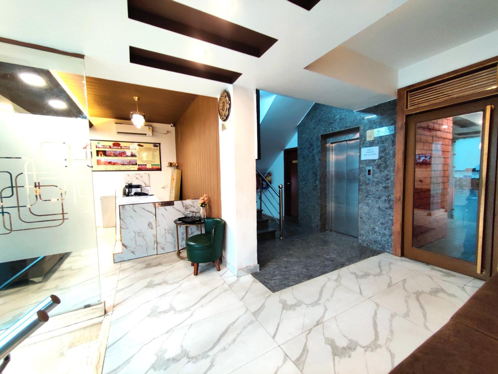 Hotel La Vista Karol Bagh Delhi