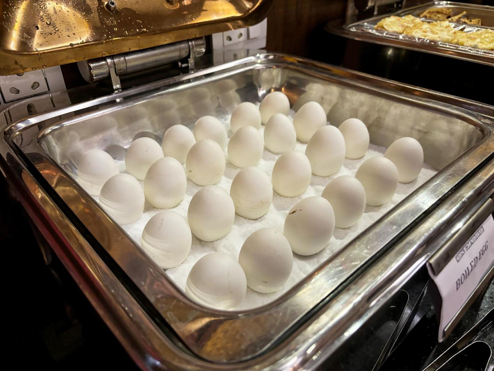 Oxmo Express Delhi Airport Hotel 4*