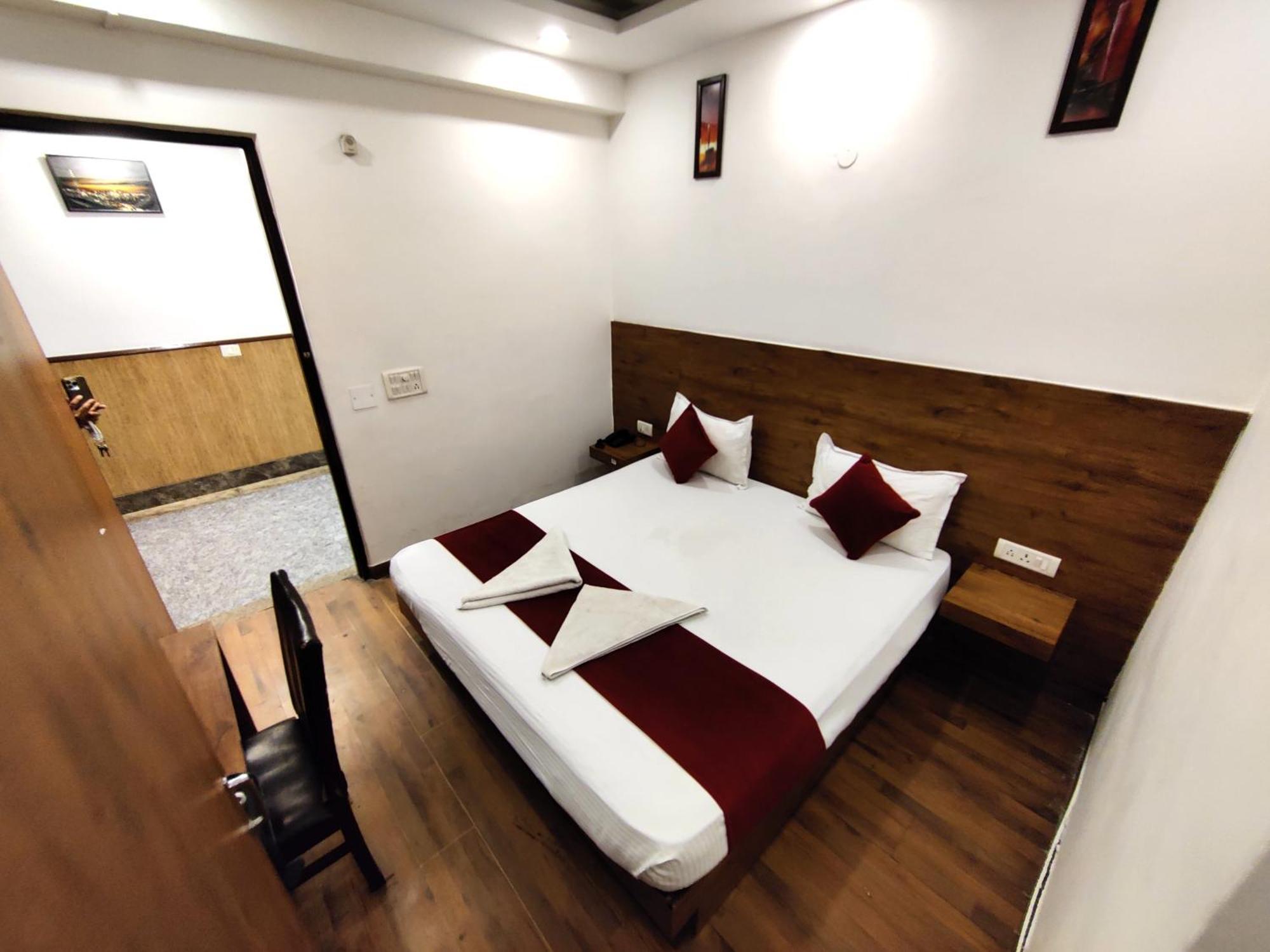 Hotel La Vista Karol Bagh Delhi New Delhi