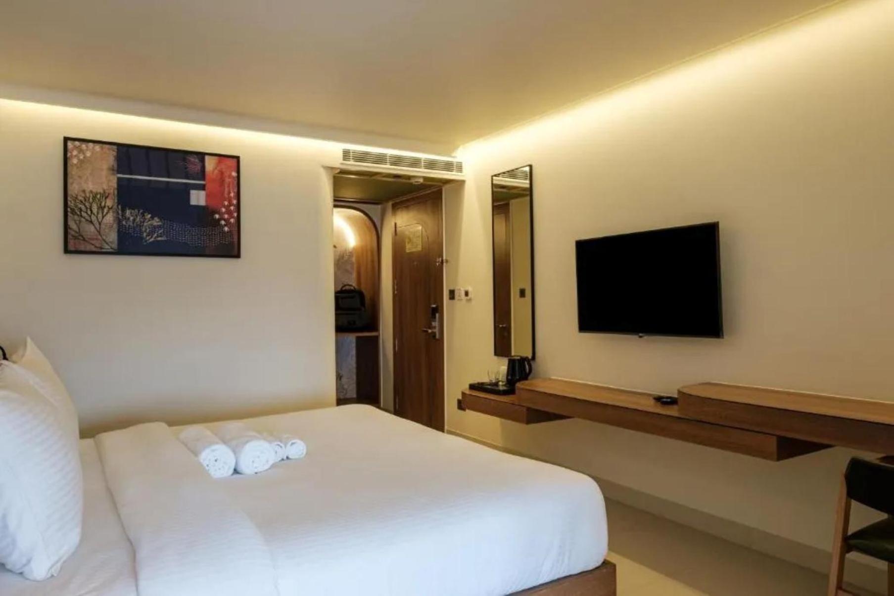 Hotel Aerotech Near Delhi Airport New Delhi