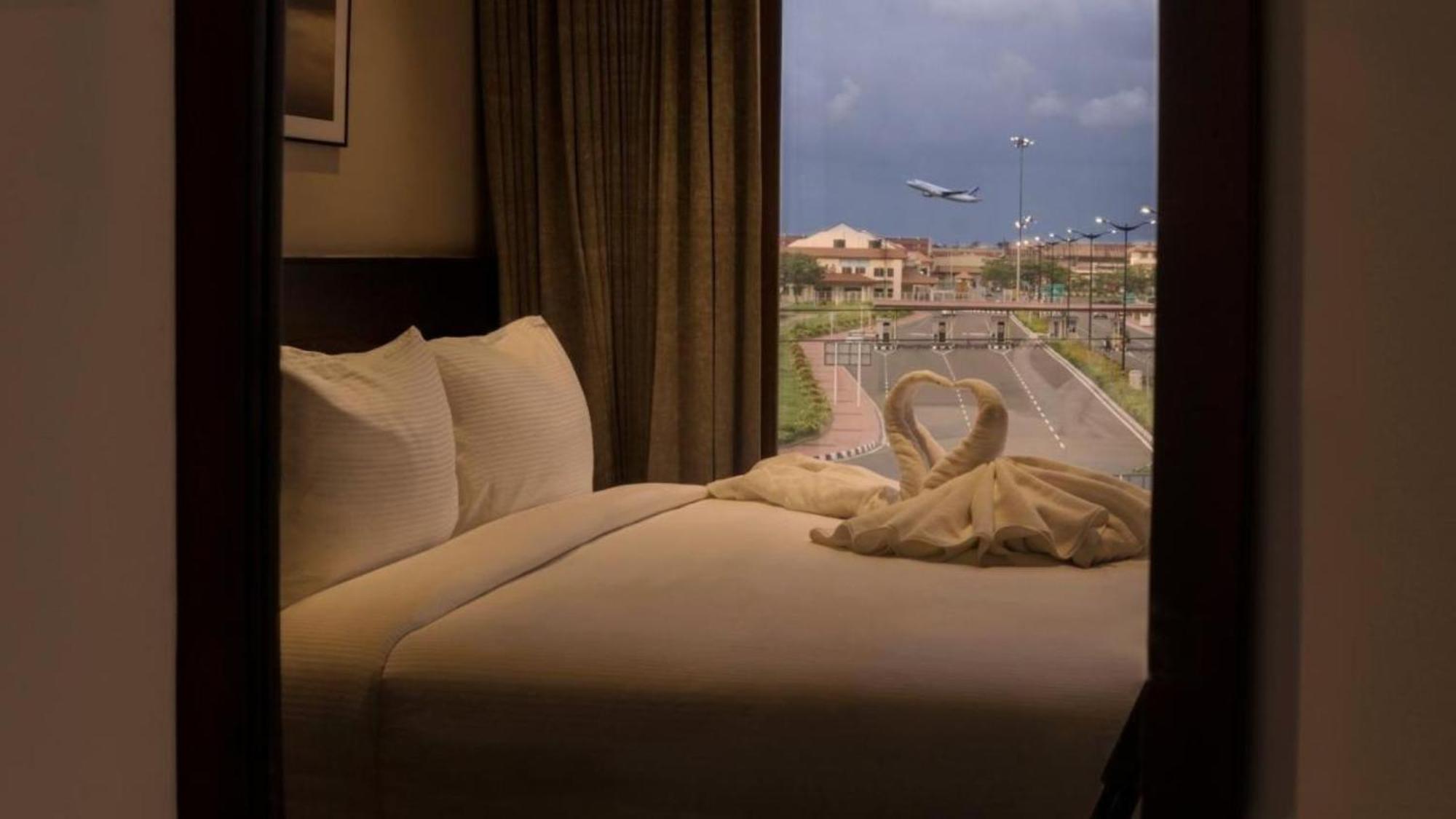 Hotel Tej Plaza A Family Near Igi Airport Delhi