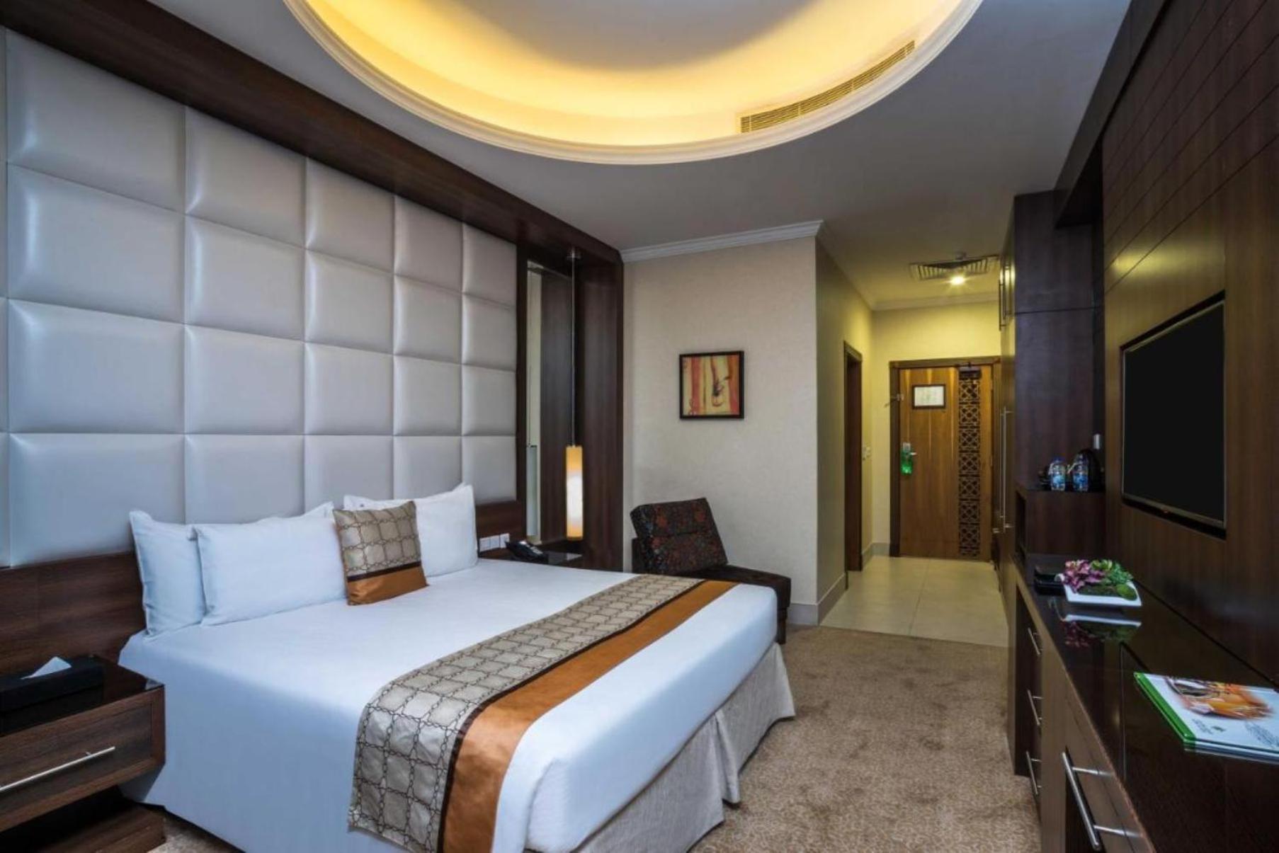 Tej Plaza A Family Near Igi Airport Delhi 4*