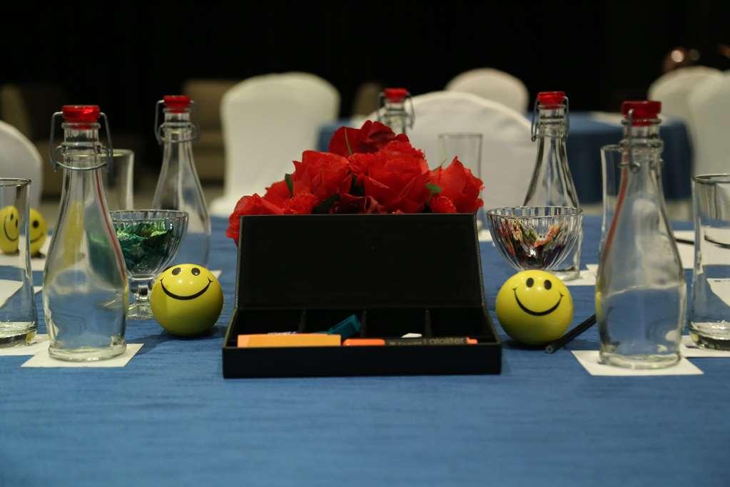 Radisson Blu Paschim Vihar Hotel