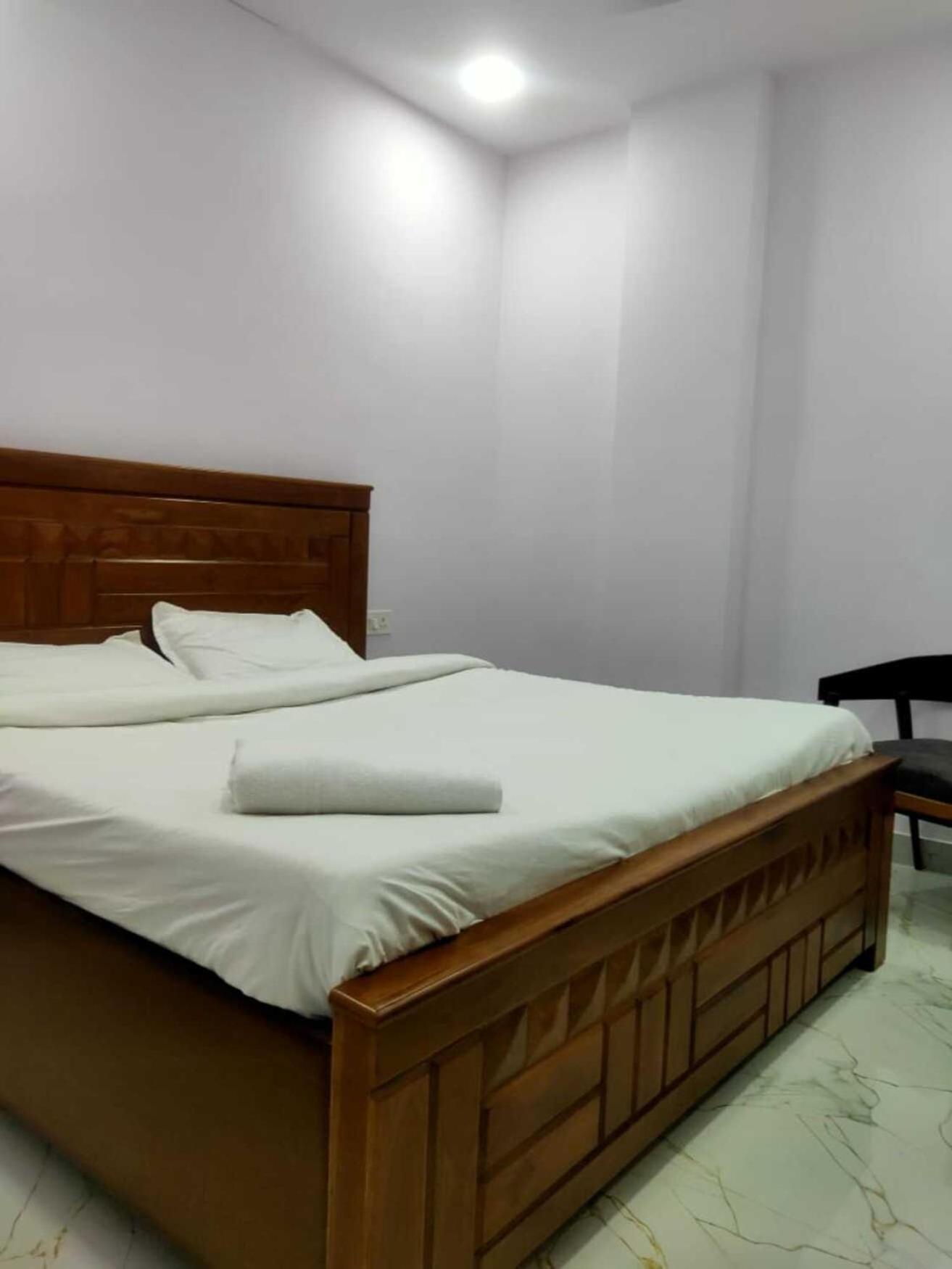 Cozy - Near Us Embassy Guest house *