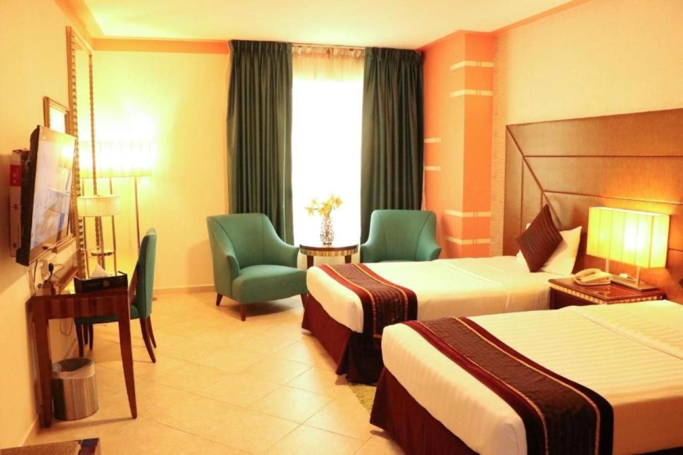 Paramont Near Airport Hotel