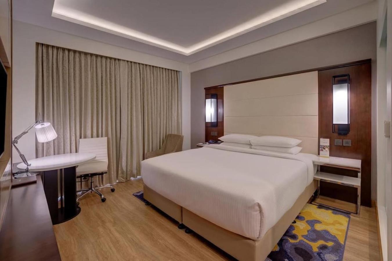 El De Bellwood Near Igi Delhi Airport