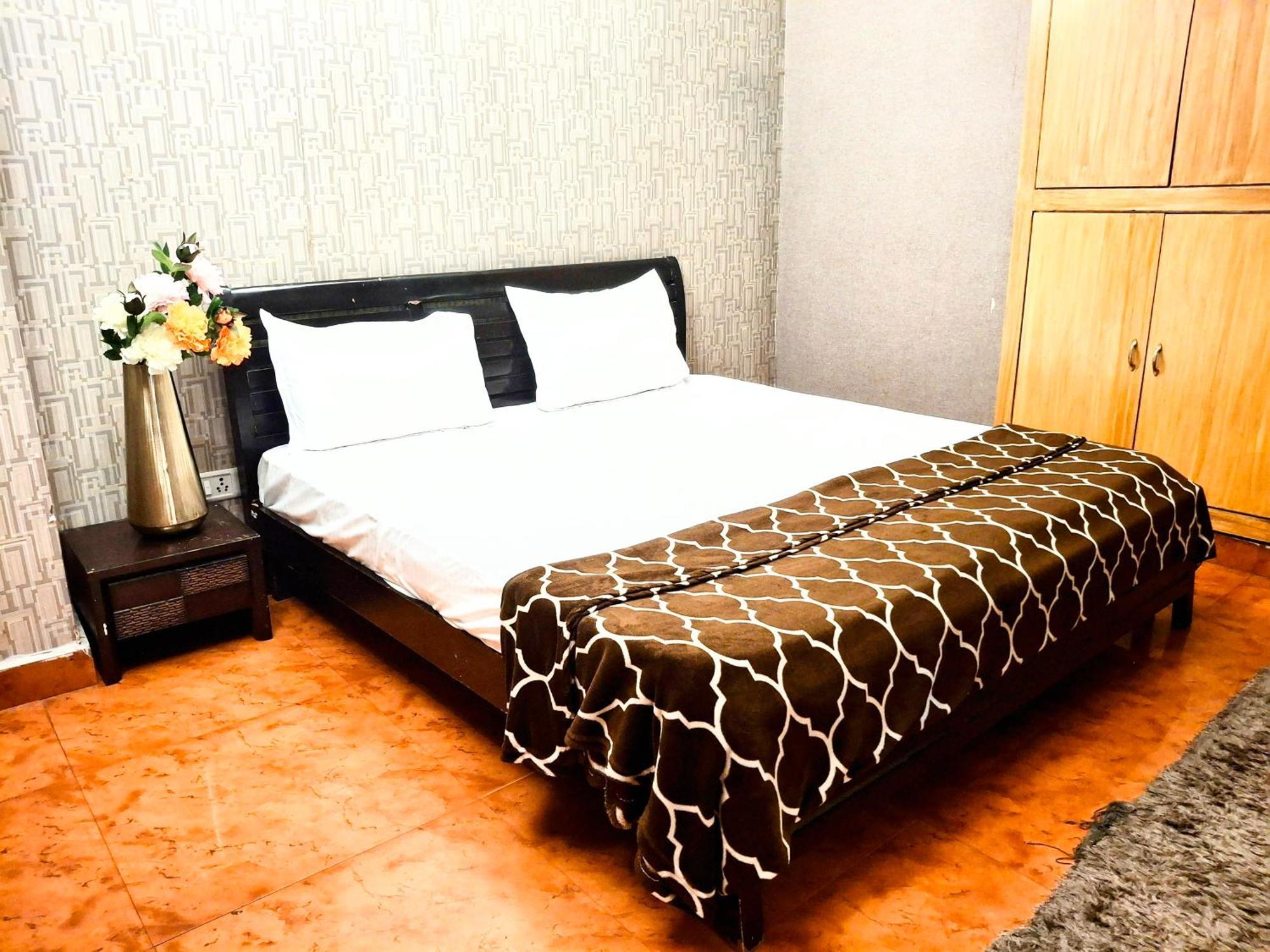 Apartment Hkv View New Delhi