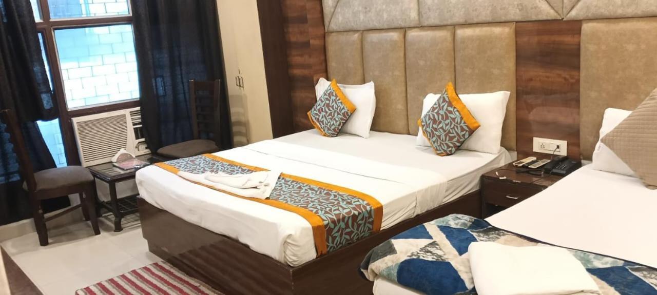 Le Mount Plaza Near Igi Airport Delhi Hotel 4*