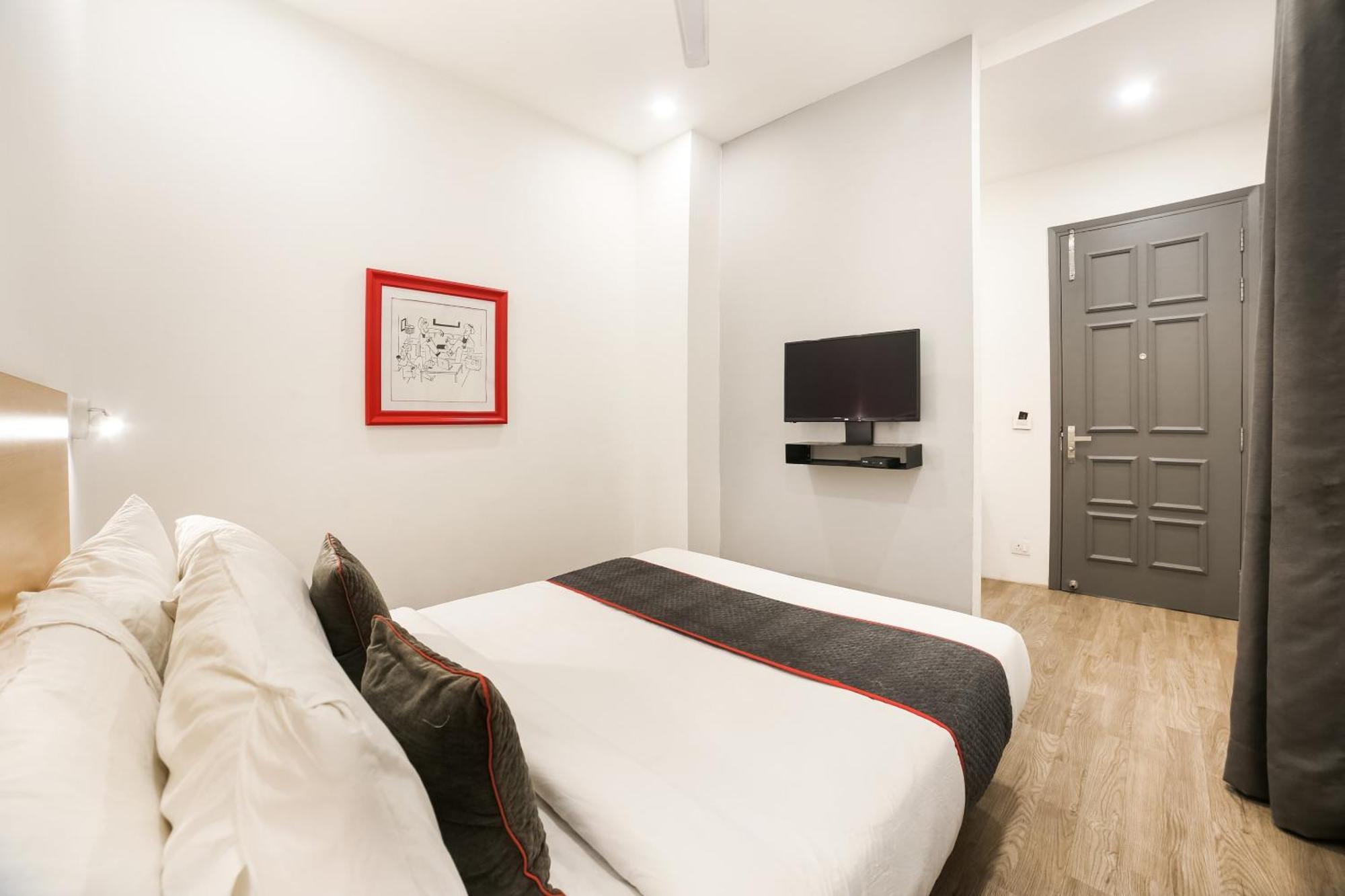 Townhouse Dilshad Garden Near Dilshad Garden Metro Station *