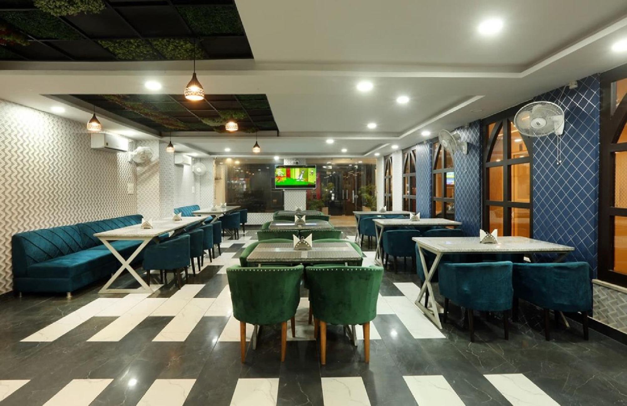 Hotel Tri Star Delhi Airport New Delhi