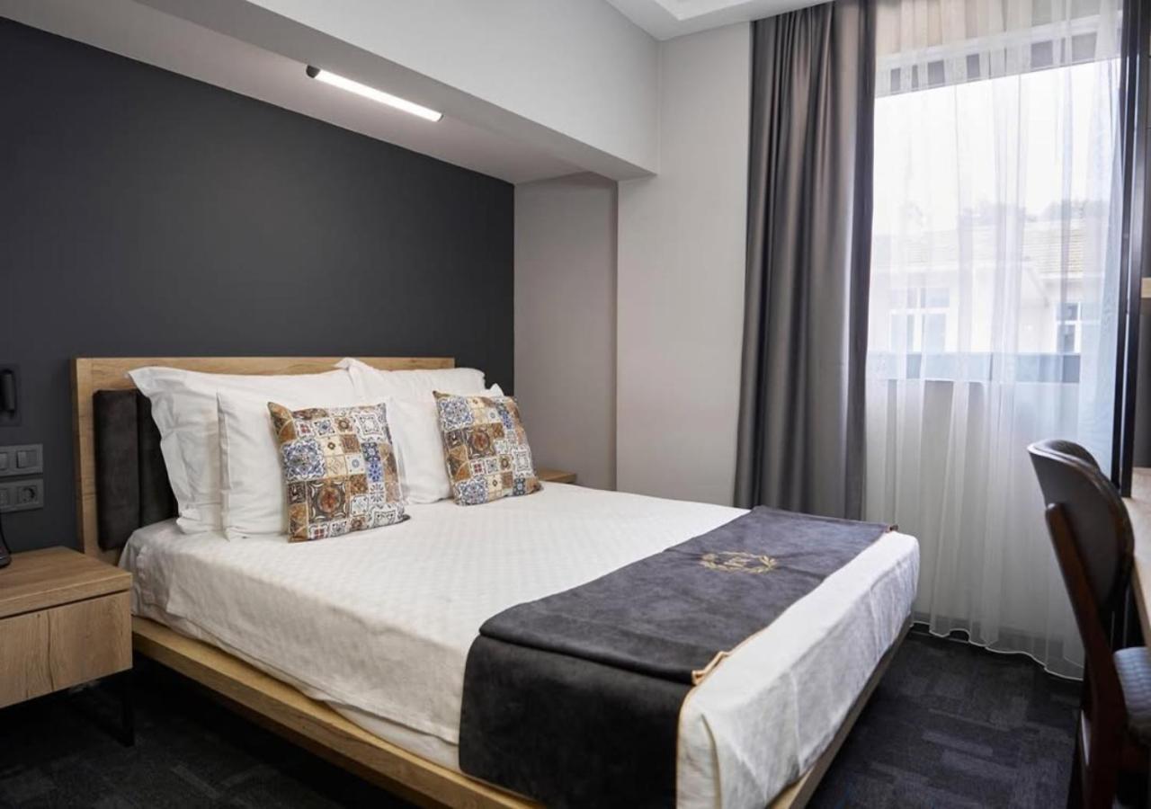 Grand Belwood Near Delhi Airport Hotel