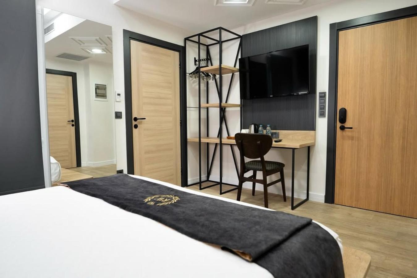 Hotel Grand Belwood Near Delhi Airport New Delhi