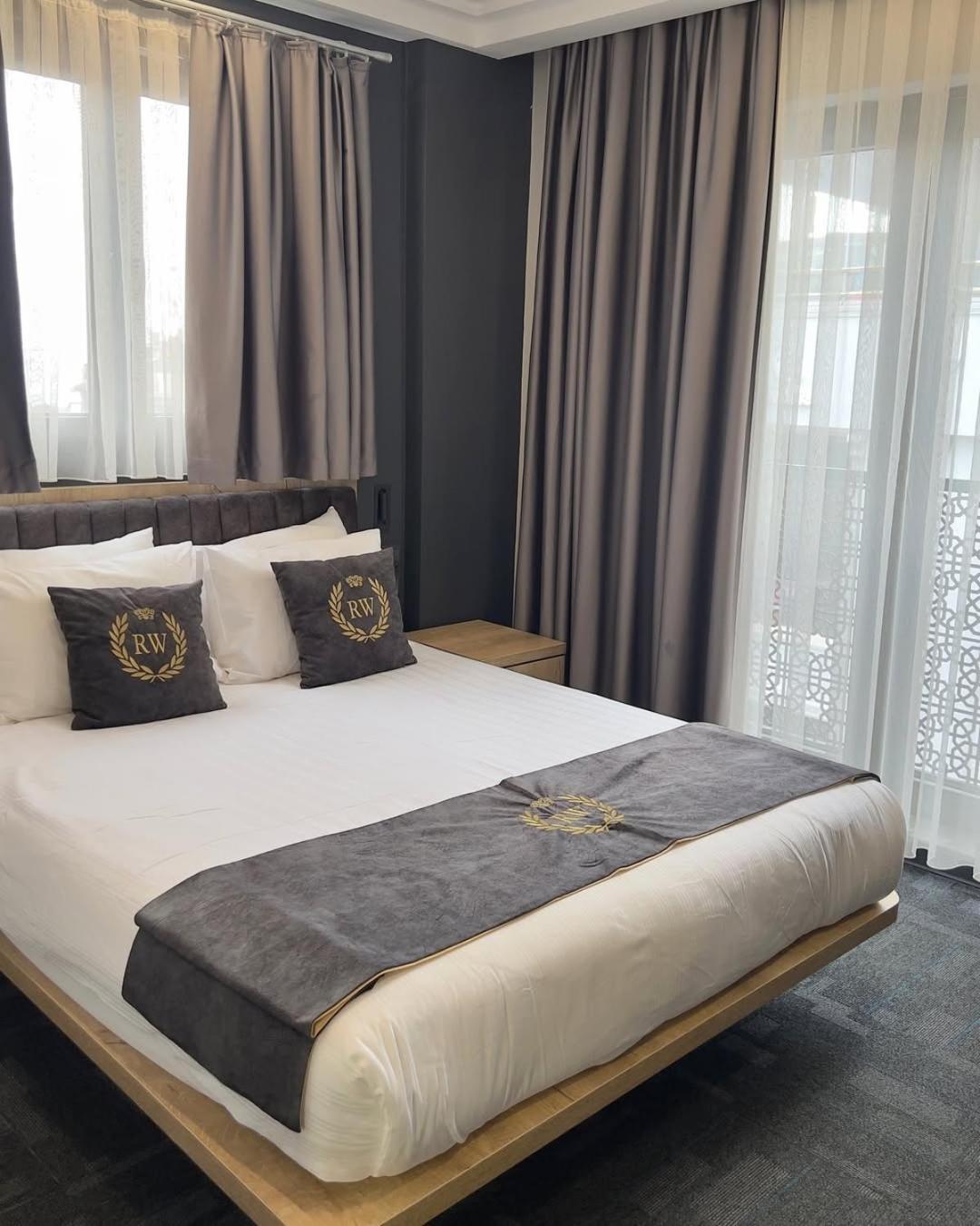 Grand Belwood Near Delhi Airport New Delhi