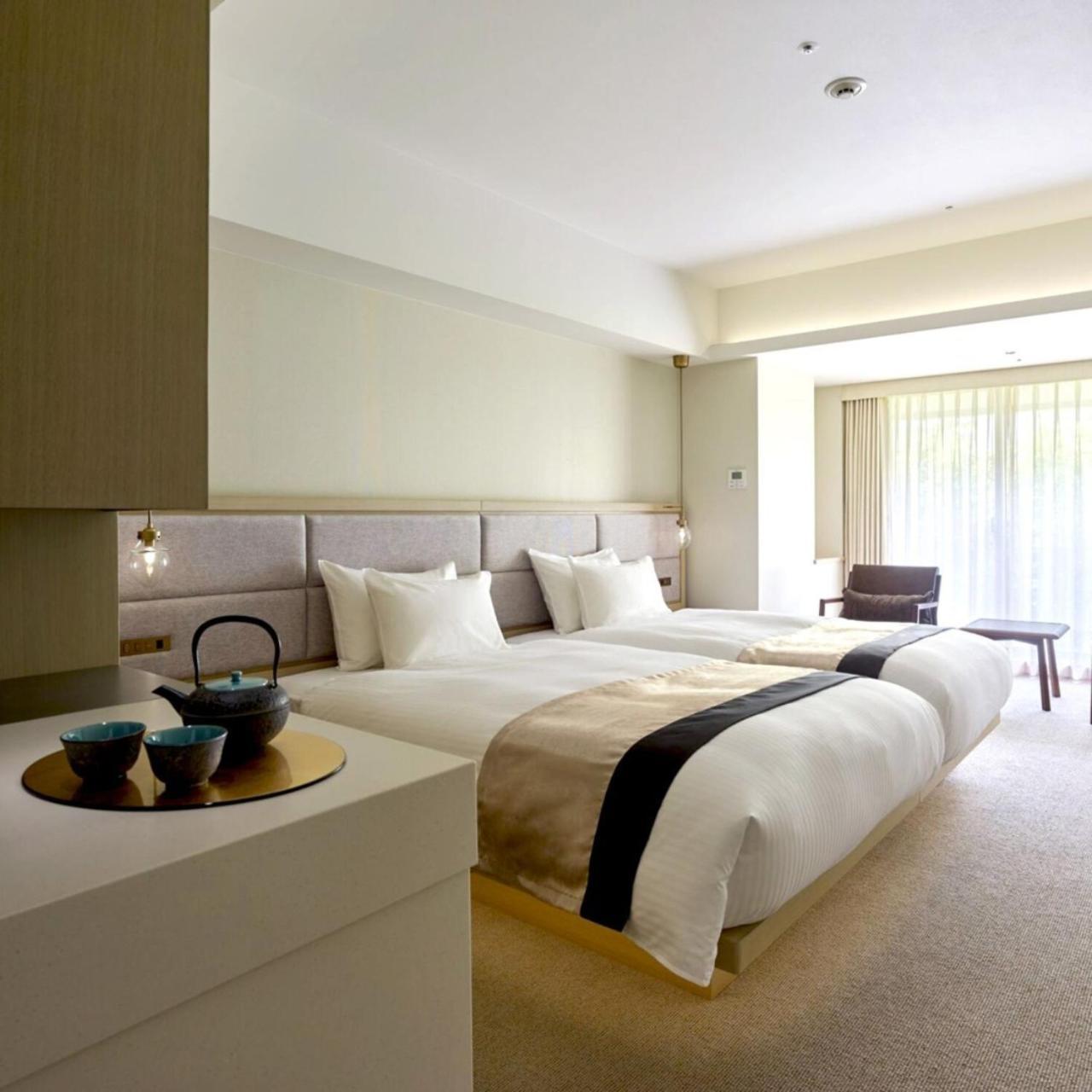 Hotel Atlantiis Near Igi Airport 4*