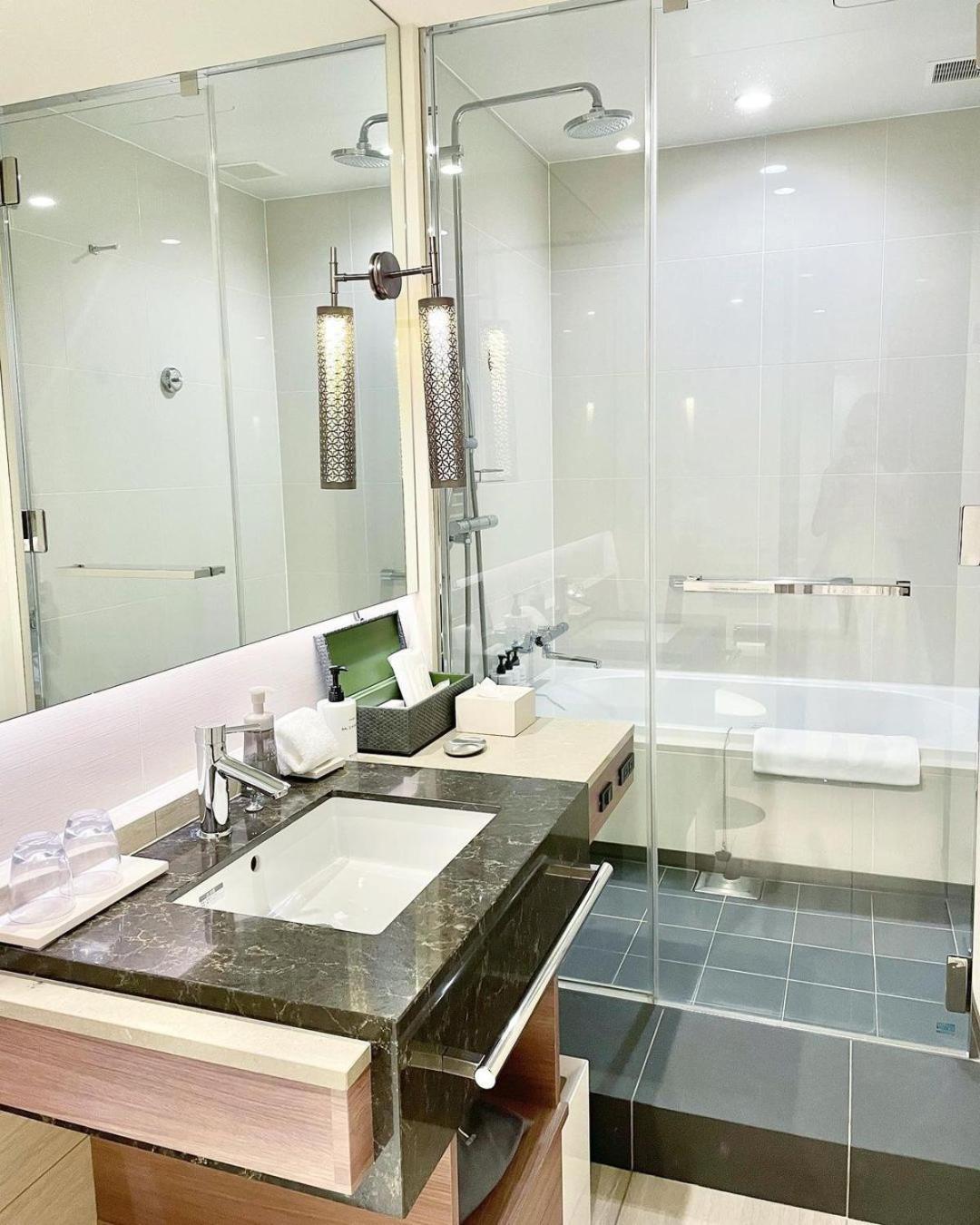 Hotel Atlantiis Near Igi Airport 4*