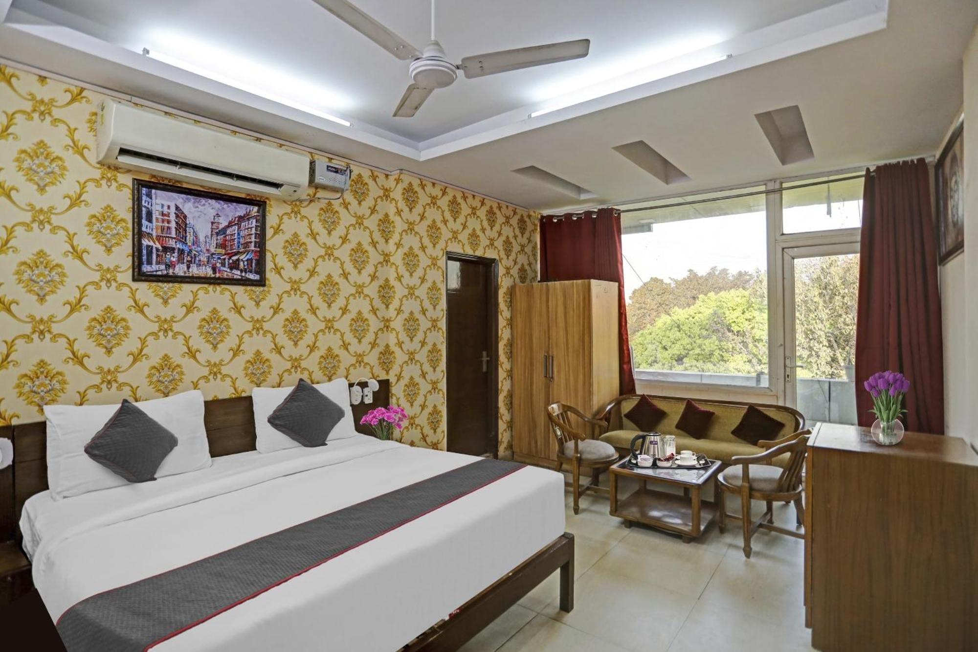 Oyo Townhouse Park Residency 3 Hotel
