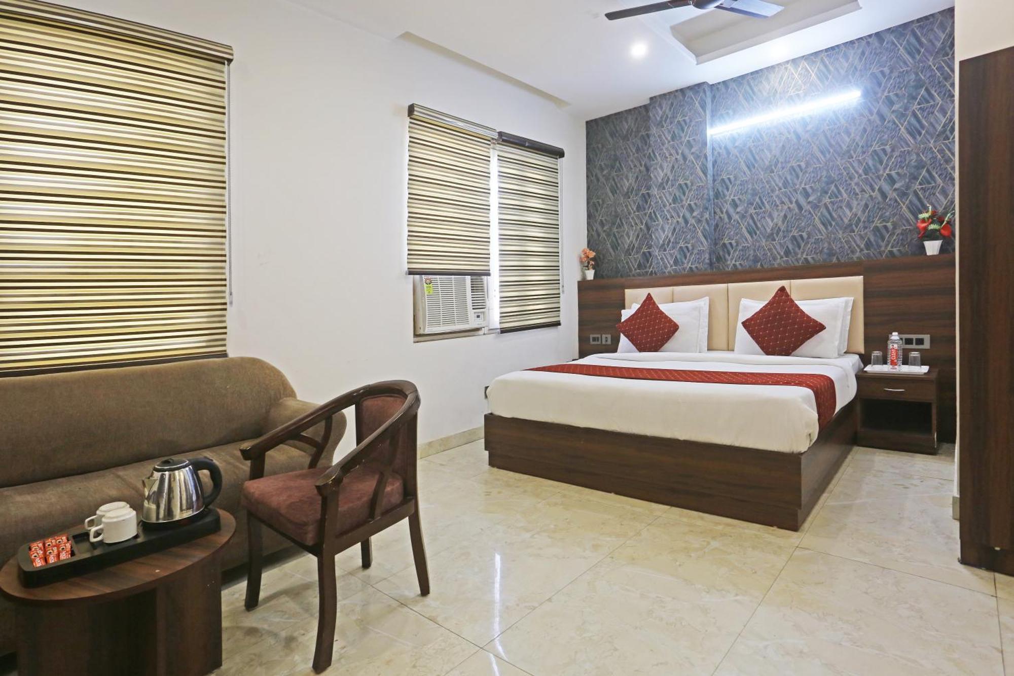 Ecg Grand Inn-near Delhi Airport Hotel *