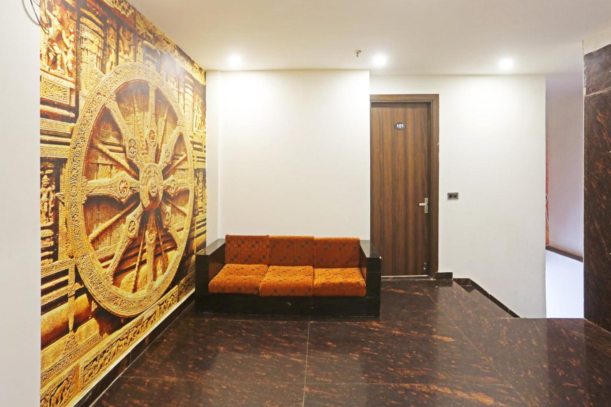 Hotel Ecg Grand Inn-near Delhi Airport