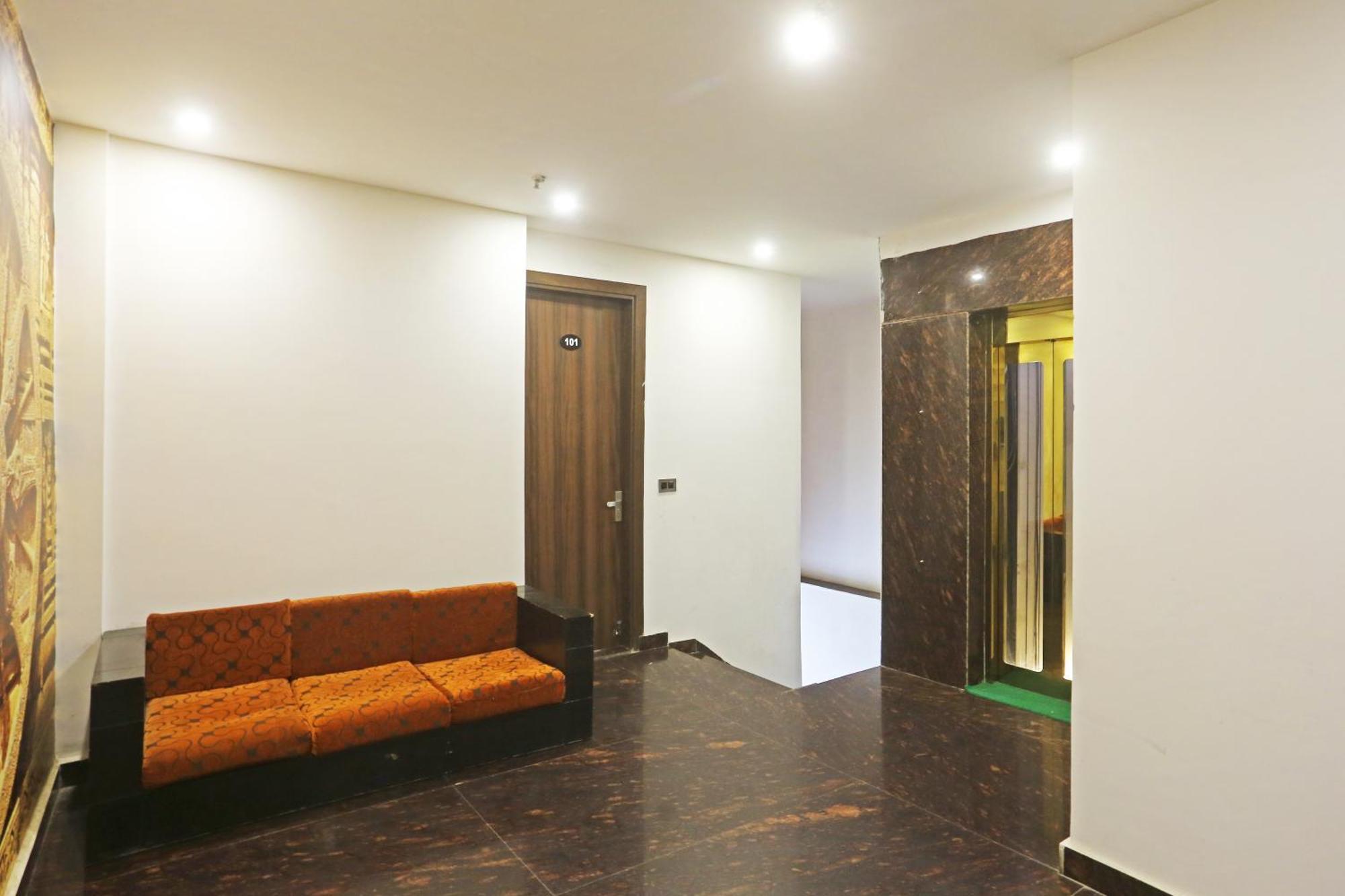Hotel Ecg Grand Inn-near Delhi Airport *