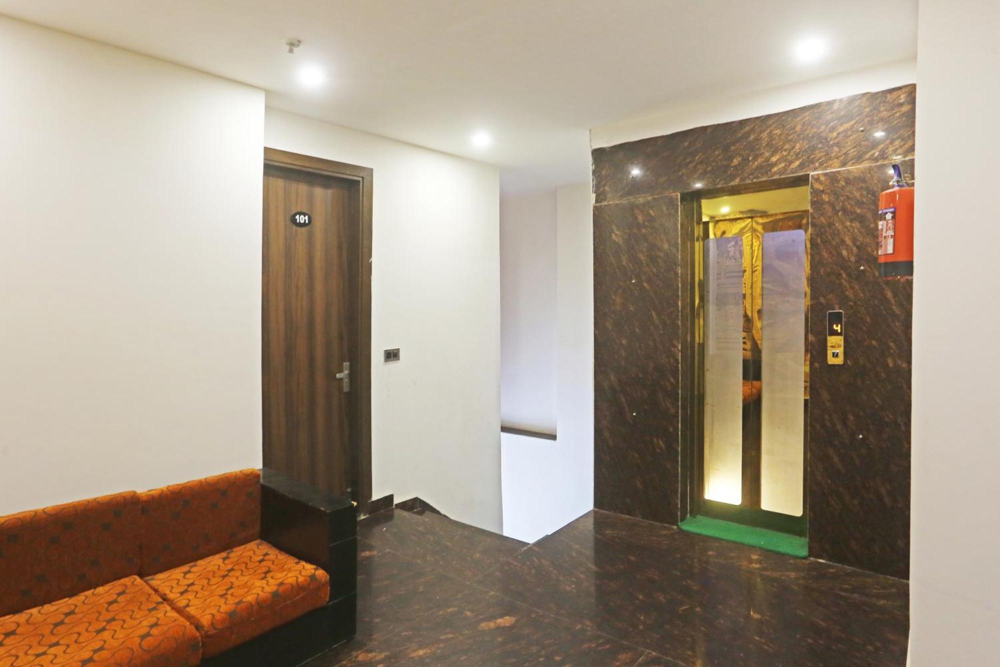 Hotel Ecg Grand Inn-near Delhi Airport New Delhi
