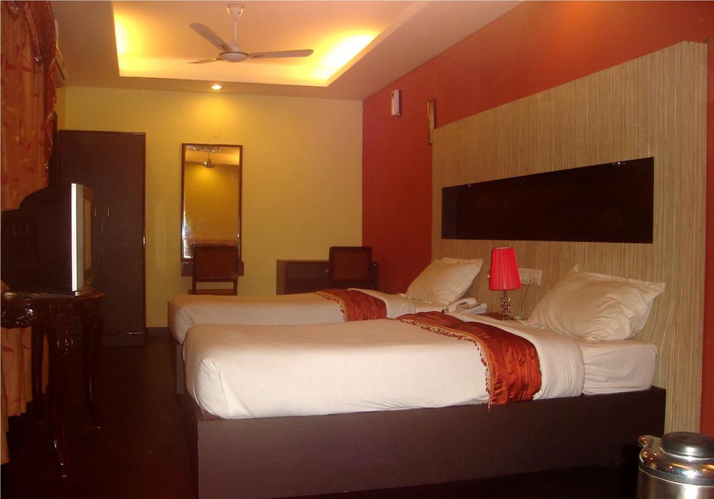 Hotel Hanuwant Palace New Delhi