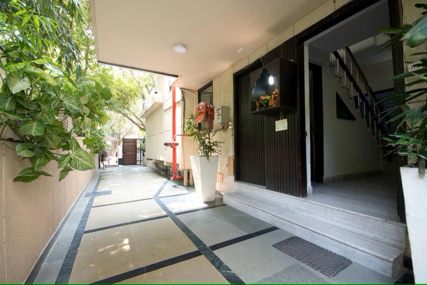 Kular At Saket Near Pvr Cinema Hotel