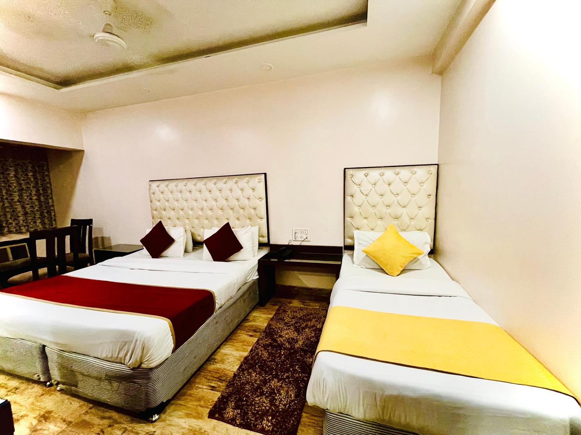 Kabeer' Front Of New Railway Station & 5 Minute From Connaught Place Hotel 3*