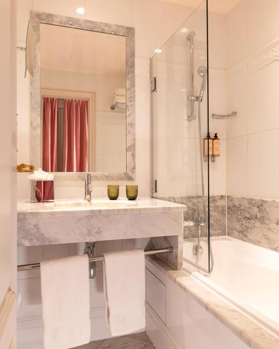 Grand Near Igi Airport 4* New Delhi