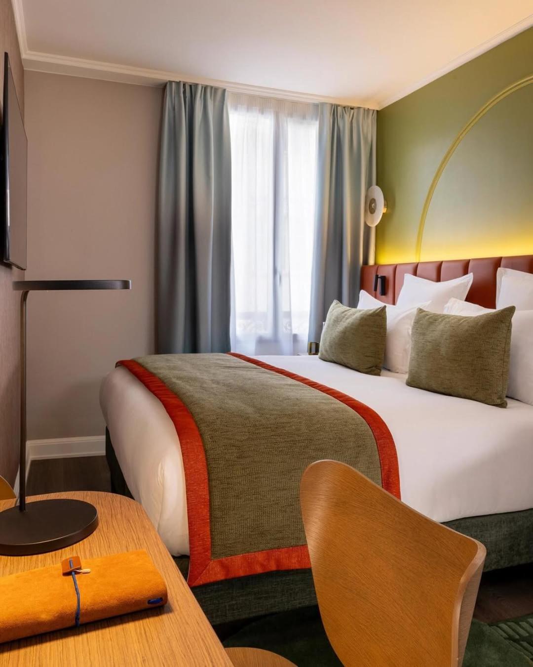 Grand Near Igi Airport New Delhi