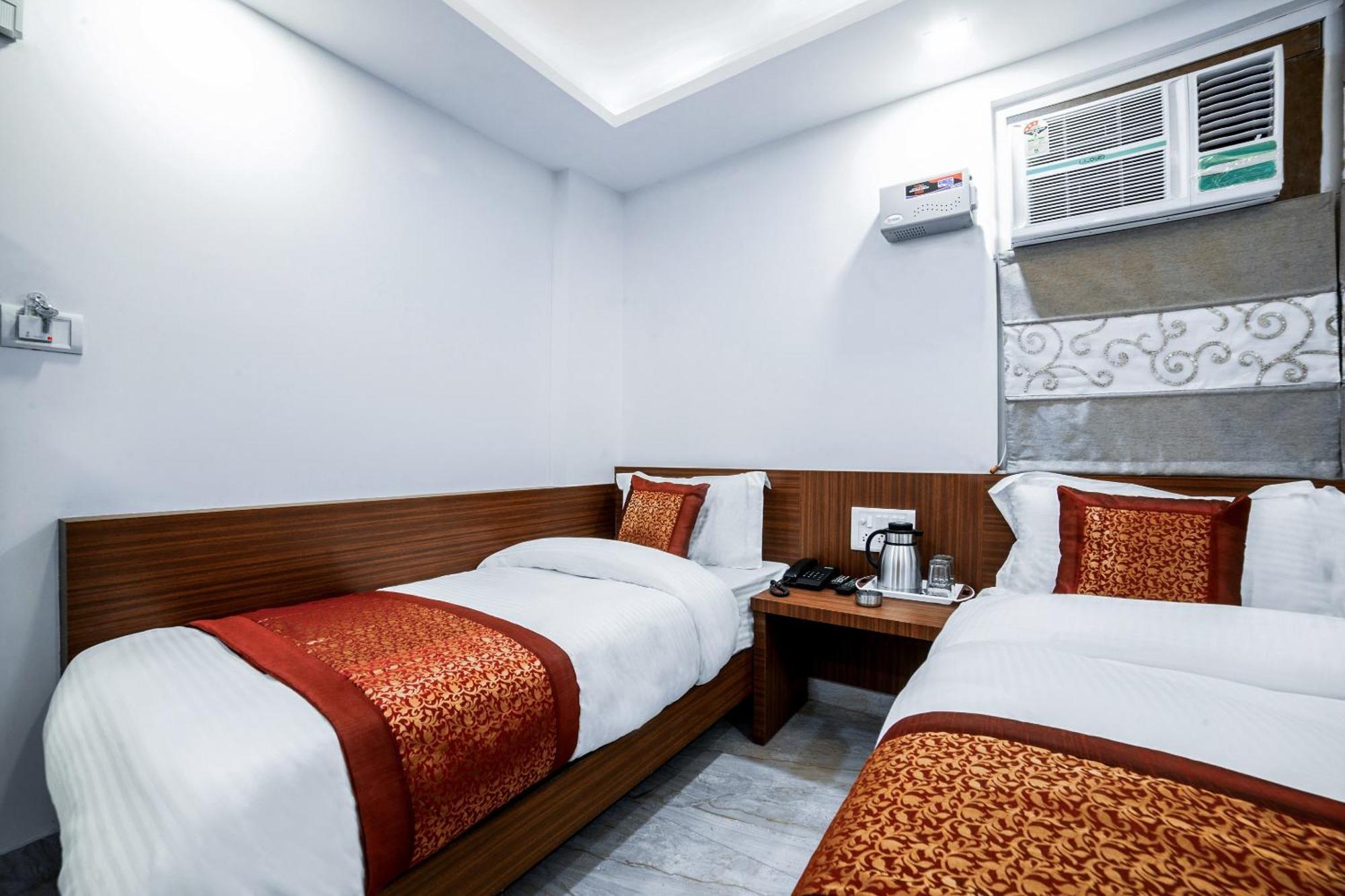 Hotel O Toto International