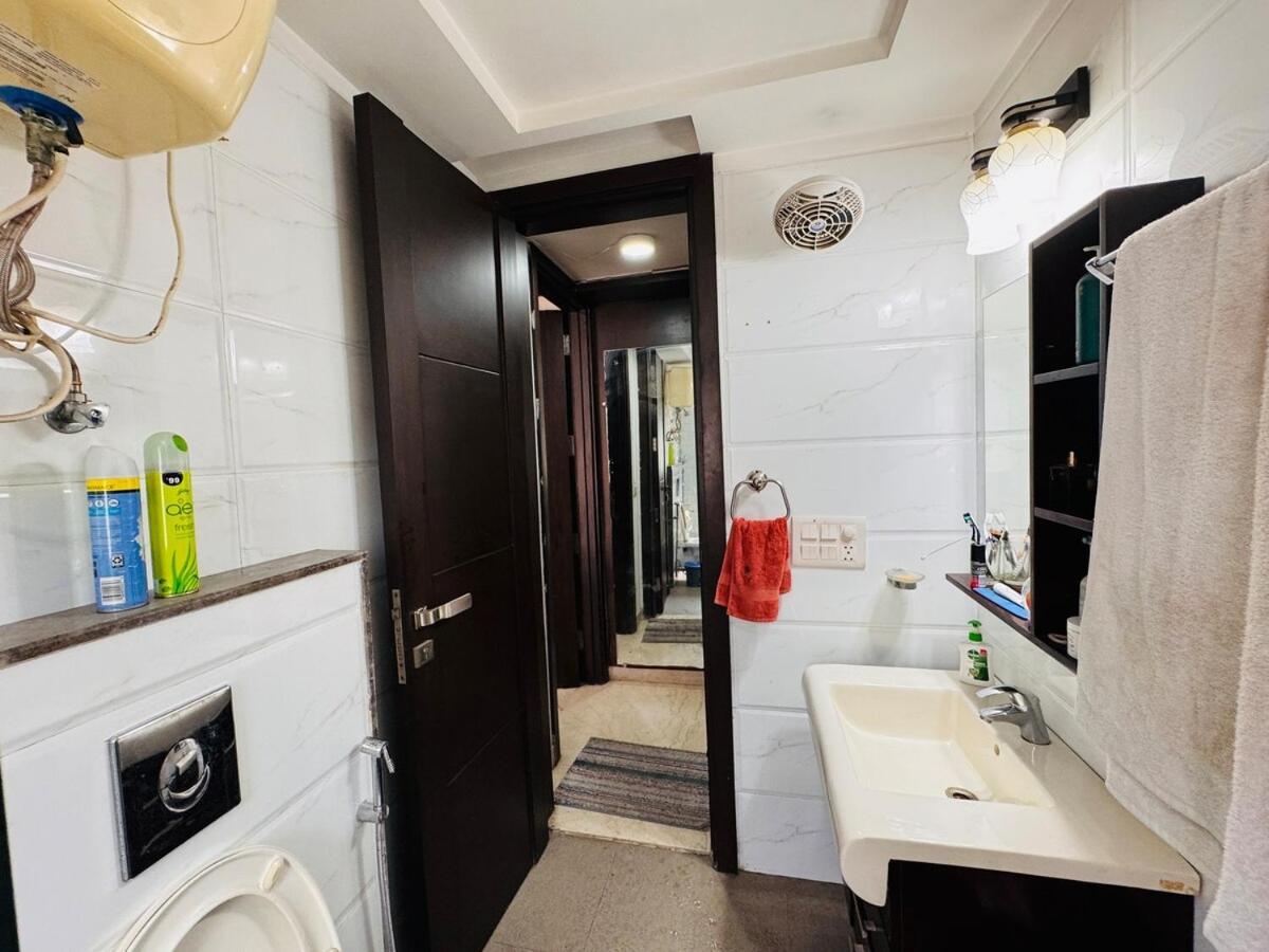 Apartment 3br Spacious Park Facing With Balcony