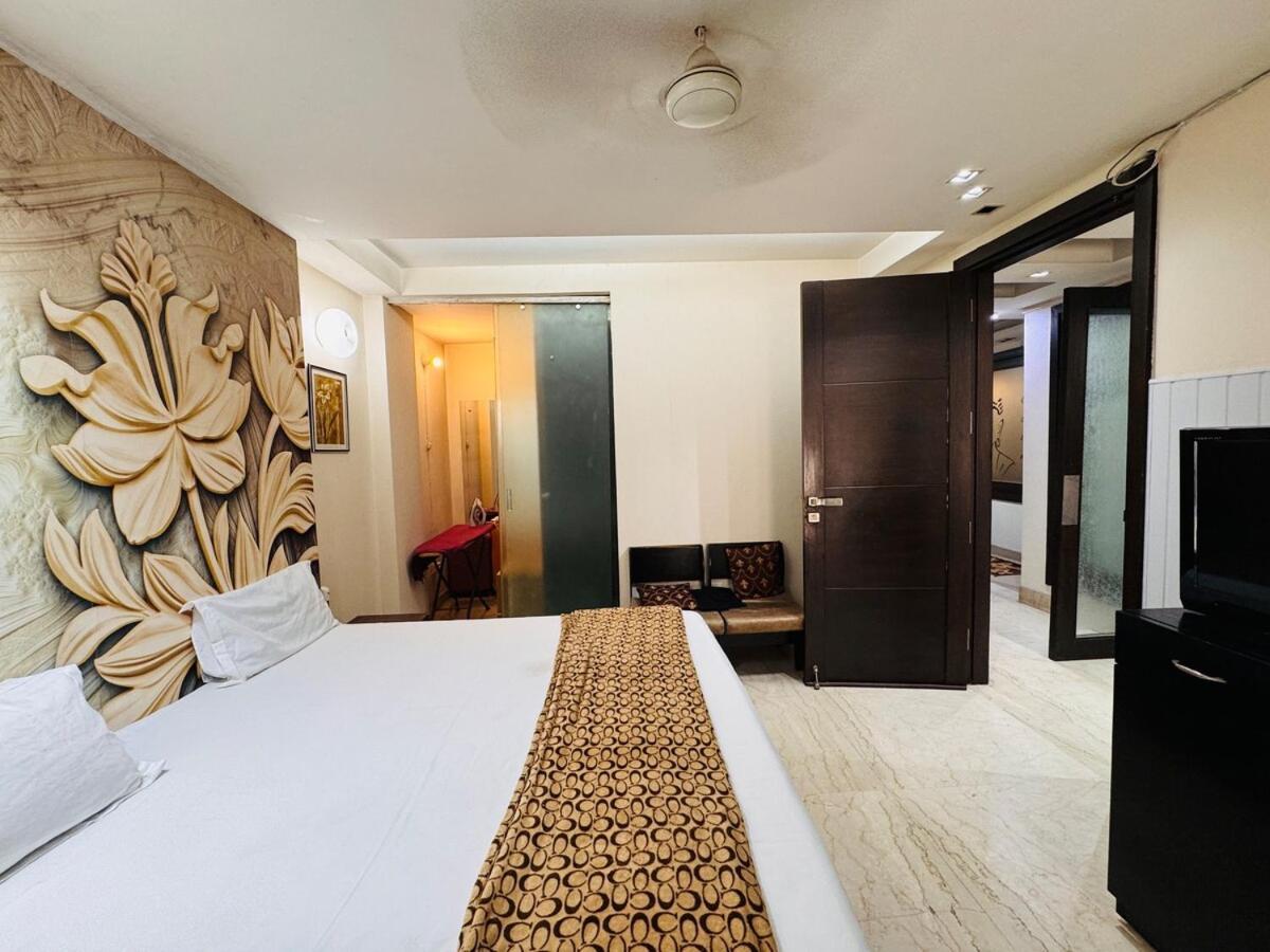 Apartment 3br Spacious Park Facing With Balcony
