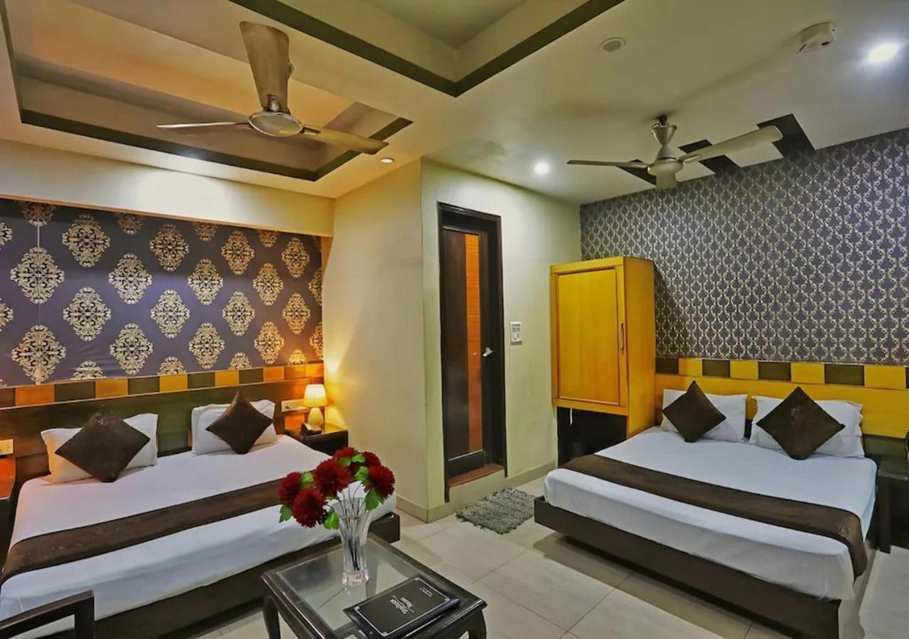 Aeron Paharganj 4*