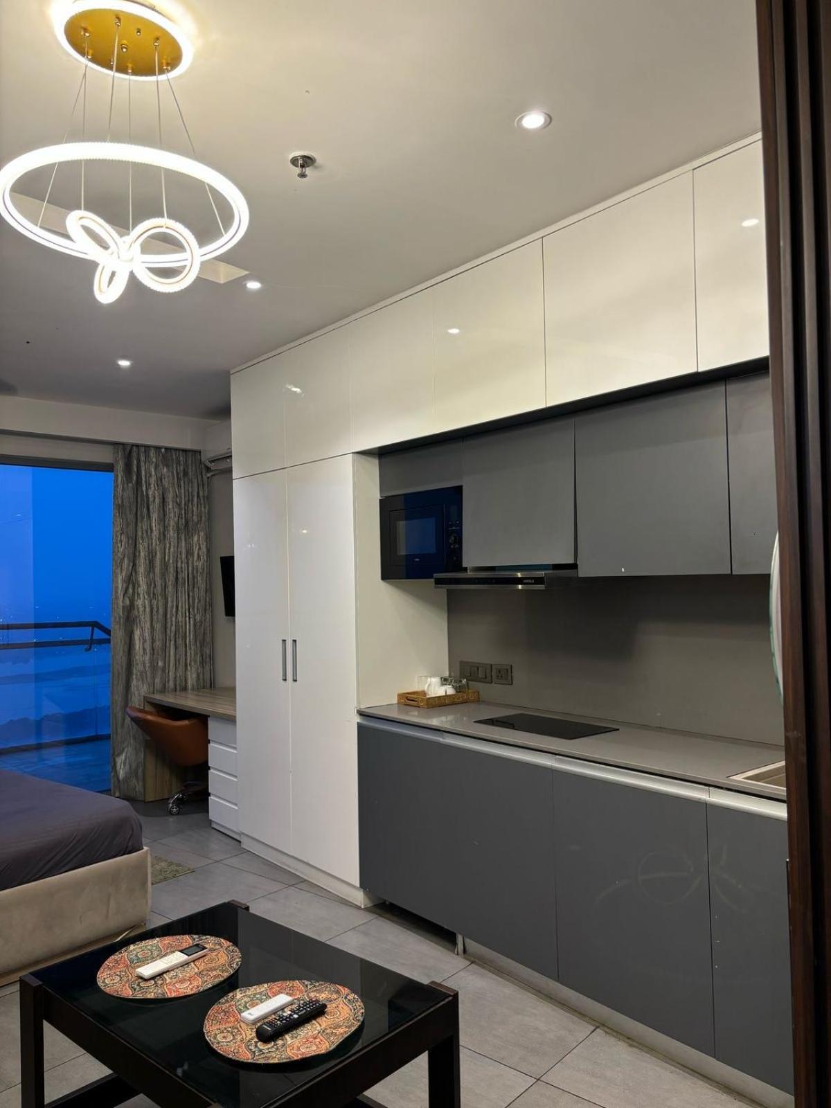 Apartment The Noida Heaven