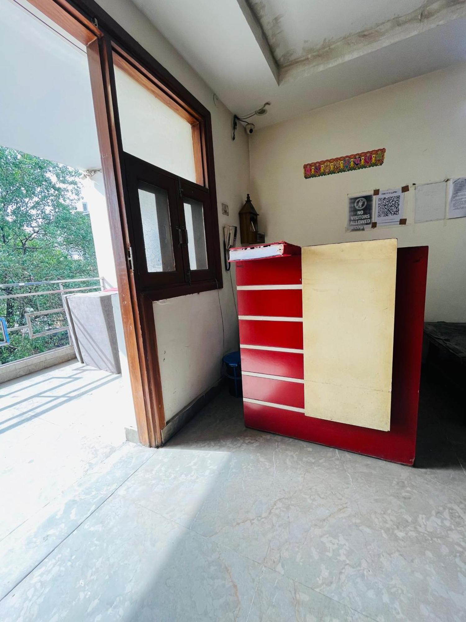 Roomshala 152 Sukoon 3*
