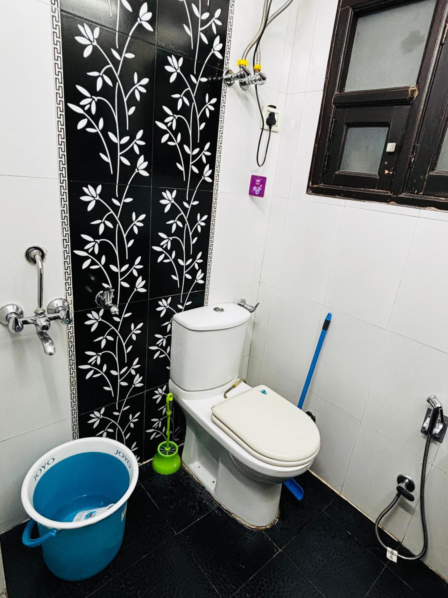Apartment Park View 2bhk In Rohini, *